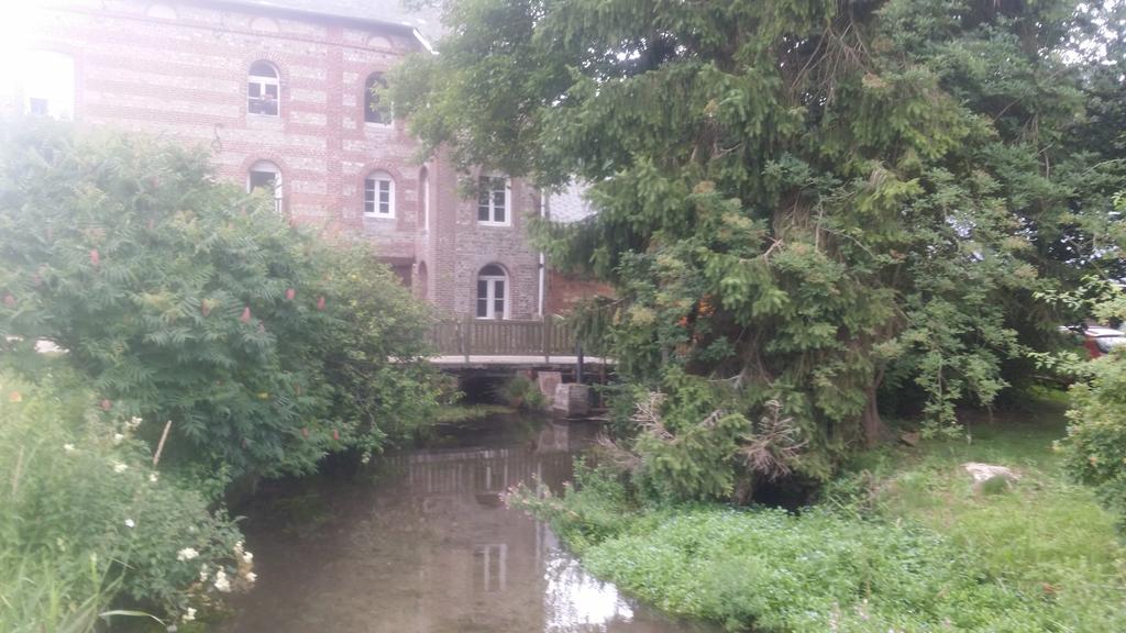 Gite De L'Ancien Moulin Valmont  Eksteriør bilde